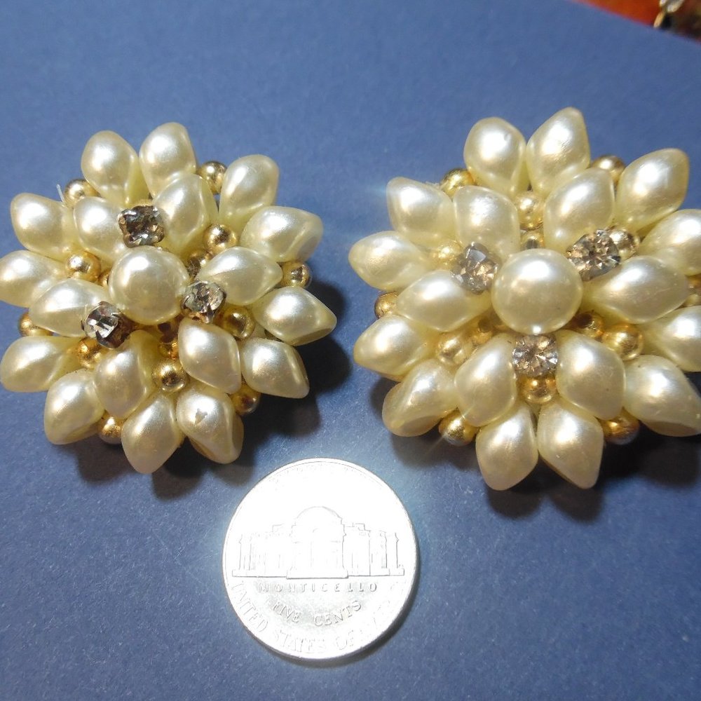 LARGE PEARL LIKE BEADED CLIP ON EARRINGS
